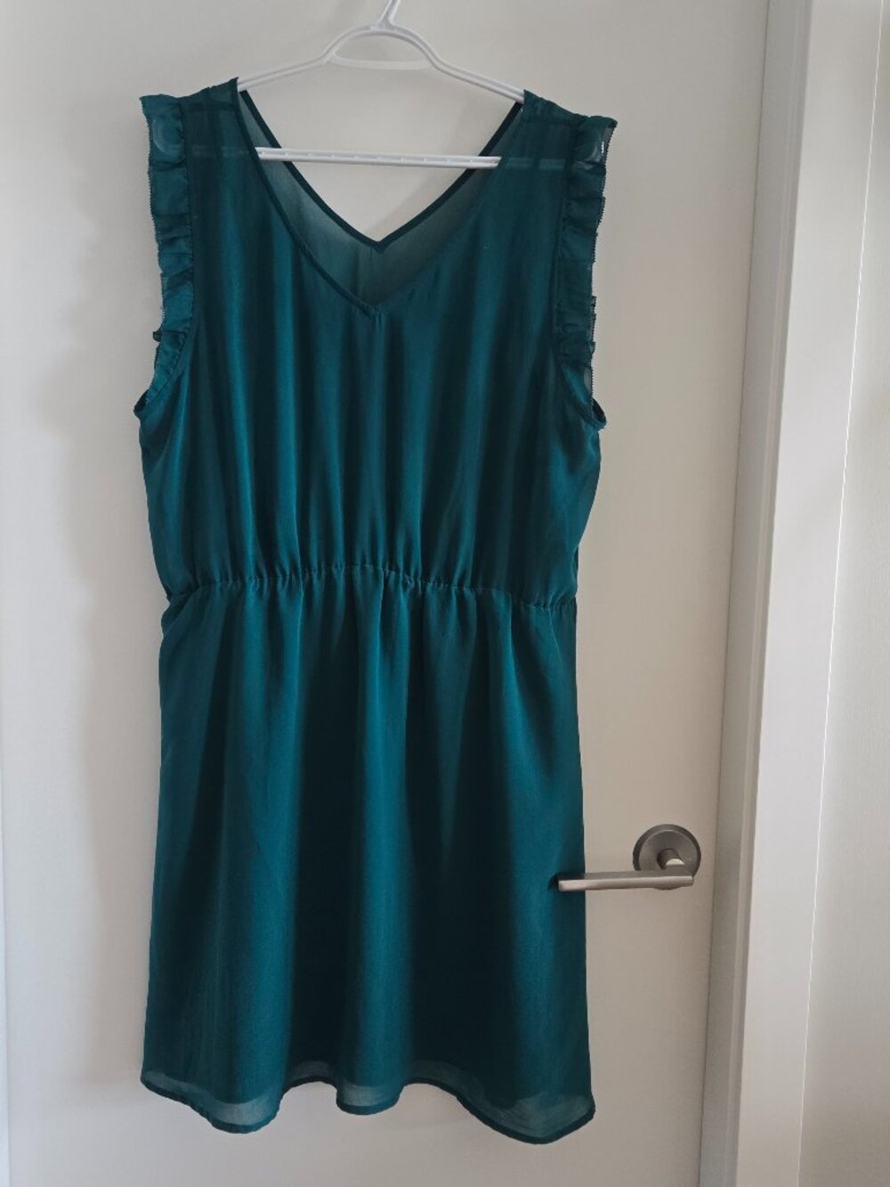 RW&Co. Chiffon Ruffle-Shoulder Dress – XL – Emerald Green – Elasticated Waist